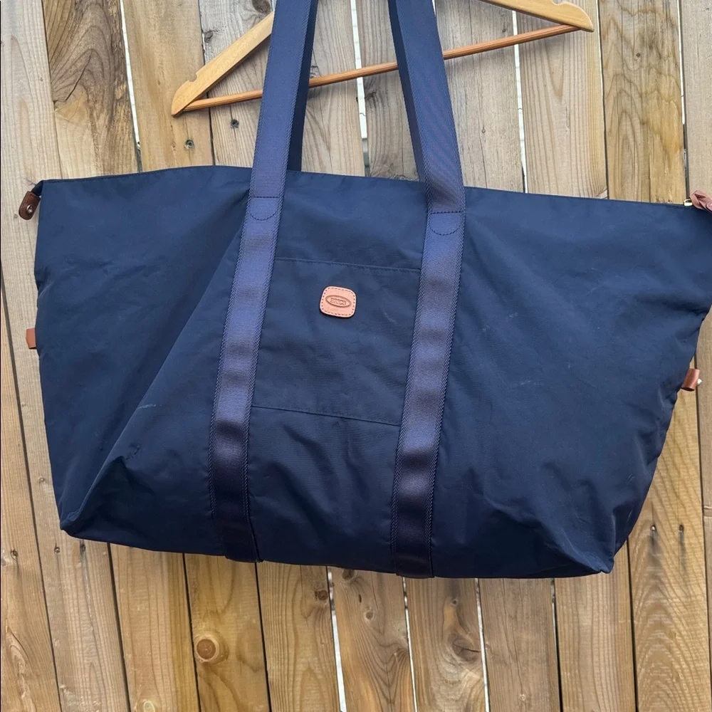 Bric’s blue duffel bag